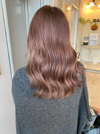 ロング カラー 山本　尚輝 🐶ハイライト🐶のヘアスタイル