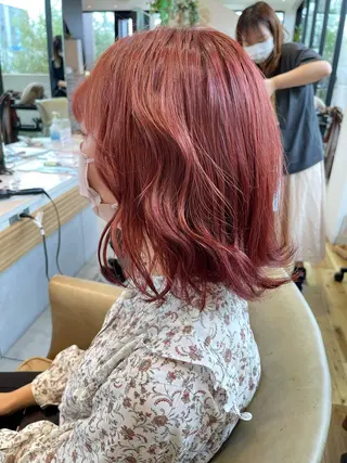 ミディアム 碇山 楓己のヘアスタイル