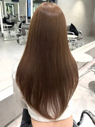 ロング カラー MIES amane(アマネ)のヘアスタイル