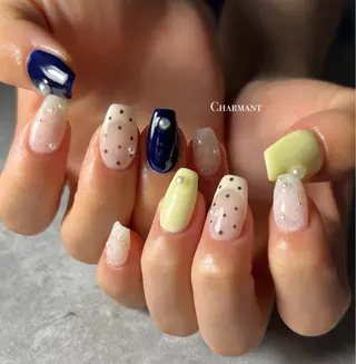 ネイル Minako 【Charmant】のネイルデザイン