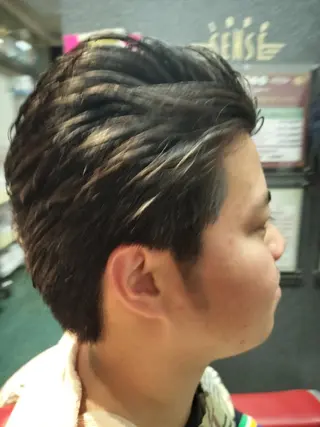 ミディアム 大沼 達郎のヘアスタイル