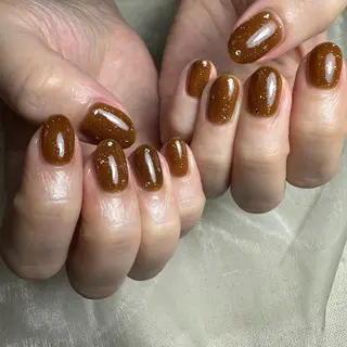 ネイル 里見 麗のネイルデザイン