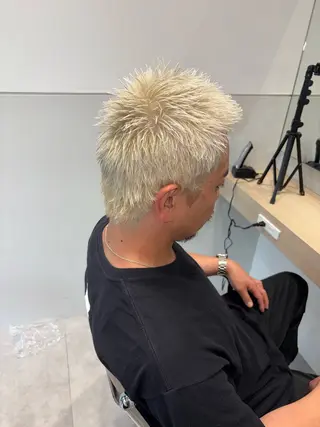 ショート カラー 吉武 茂暉のヘアスタイル