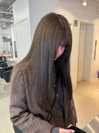 ロング カラー 店長　MANAMI ／ブリーチ／骨格ボブのヘアスタイル