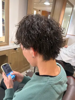 パーマ メンズ 🩰韓国レイヤー🩷 艶カラー🌷小栁歩美のヘアスタイル