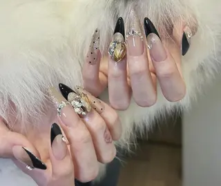 ネイル Pure&Rich Nailのネイルデザイン