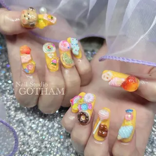 ネイル 高円寺駅からすぐ🌈 ネイルGOTHAMのネイルデザイン