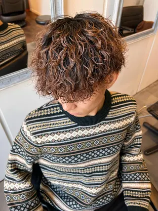 パーマ 守屋 智紀のヘアスタイル