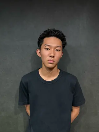 パーマ メンズ Les Mainsのヘアスタイル