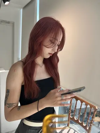 ロング カラー 赤みゼロ/透明感 カラー🌿KANTAのヘアスタイル