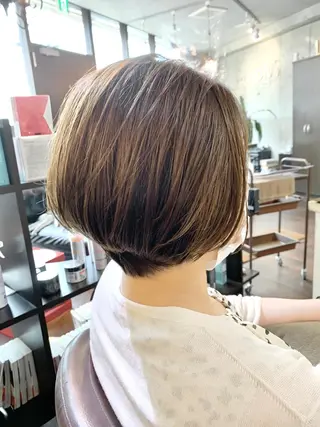 ショート カラー ナカジマ ハルカのヘアスタイル