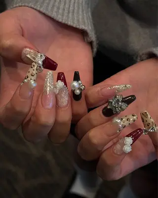 ネイル Nobody_ Karenのネイルデザイン