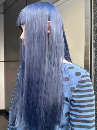 ロング カラー 岩元 愛美のヘアスタイル