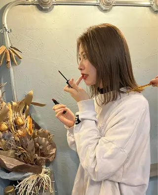 ミディアム イタヤ マイカのヘアスタイル