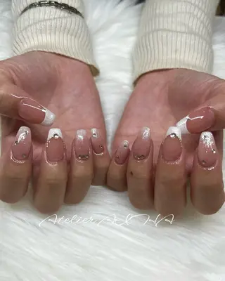 ミディアム アトリエAIHA★ フィルイン推奨サロンのネイルデザイン