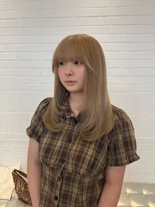 セミロング カラー ヘアアレンジ 海外/ハイトーン🪽 ☯️ami☯️のヘアスタイル