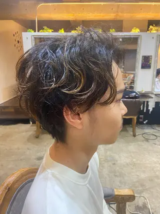ショート メンズ isuta 岡本のヘアスタイル