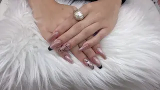 ネイル 渋谷T&B りお ロング無制限中💫のネイルデザイン