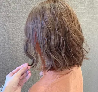 ショート カラー 清水 亮太／赤み消しカラーのヘアスタイル