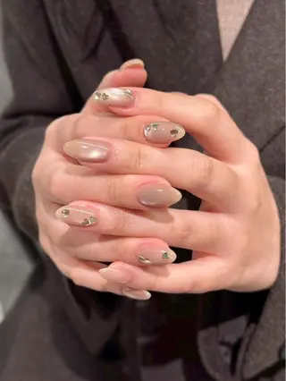 ネイル anuw hinaのネイルデザイン