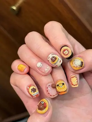 ネイル 島尻 ユインのネイルデザイン