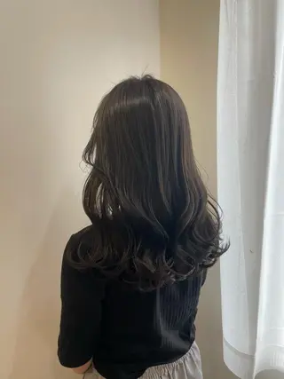 セミロング カラー 髪質改善特化 🫧松野力也のヘアスタイル