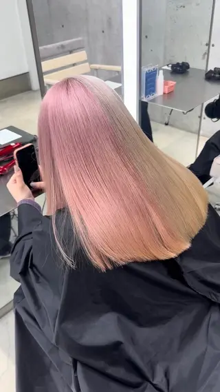 ロング 🧸赤み消し🐾 ラベンダ/ミルクティのヘアスタイル