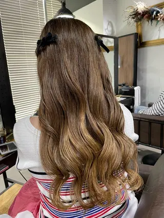 ヘアアレンジ ミルクティーベージュ ブリーチ🖤サヤカのヘアスタイル