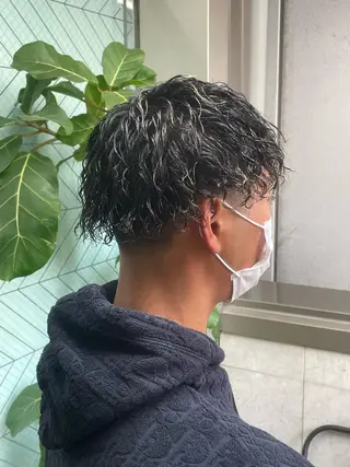 カラー パーマ メンズ 渋谷/フェード/ 國分 翔のヘアスタイル