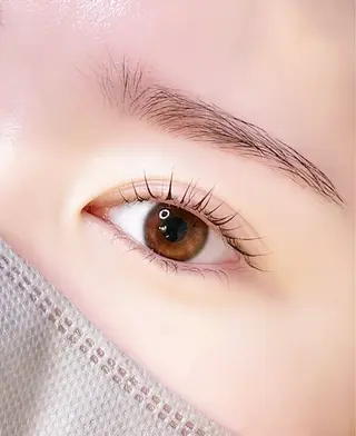 マツエク・マツパ 藤 すずの眉毛・アイブロウイメージ