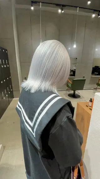 ミディアム 名古屋ハイトーン/ 🐶ブリーチ専門店のヘアスタイル