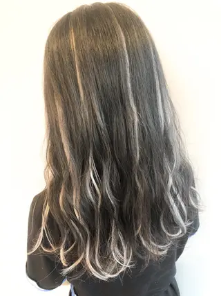 ロング MIRIM栄 野田航生のヘアスタイル