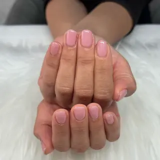 ネイル SHIORI ⭐︎のネイルデザイン