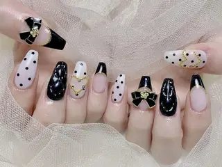 ネイル Hanya 🌈のネイルデザイン