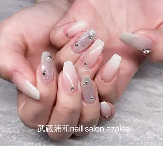 ネイル R inのネイルデザイン