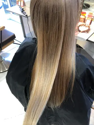 ロング カラー welring hair salonのヘアスタイル