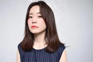 ミディアム セミロング カラー 花井 啓好のヘアスタイル