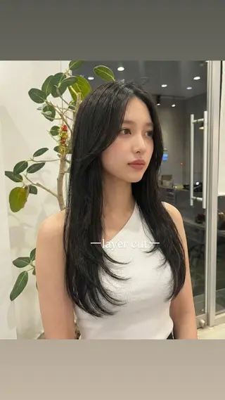 ロング レイヤーカット 甲子園口　RINのヘアスタイル