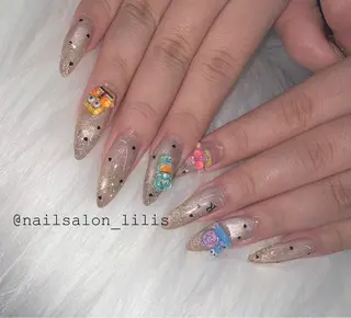 ネイル nailsalon Lilisのネイルデザイン