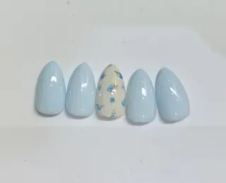 ネイル LABEL TAKARAのネイルデザイン