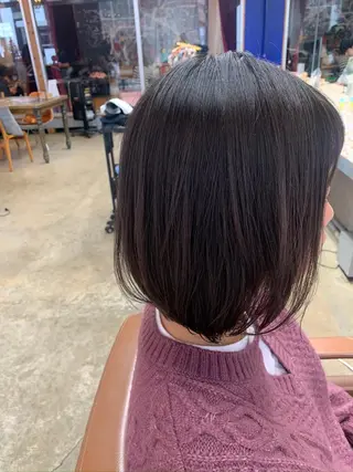 ミディアム 相田 優子のヘアスタイル