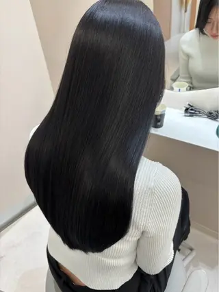 ロング カラー Zina千葉2nd 💫萌音のヘアスタイル