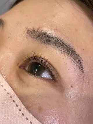 マツエク・マツパ 井上 真里奈のヘアスタイル