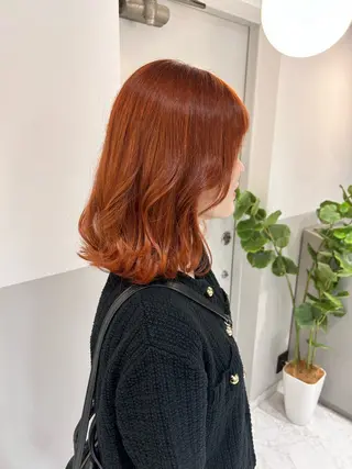 ミディアム カラー 薄田 珠美のヘアスタイル