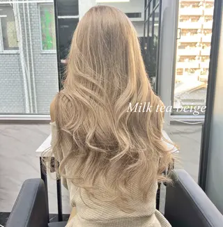 ロング カラー シールエクステ特化 ハイトーン、NANAのヘアスタイル