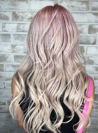 ロング カラー ヘアアレンジ トッチ 艶髪髪質改善のヘアスタイル