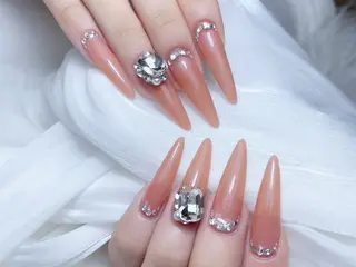 ネイル M🌷nail 長さだし専門店のネイルデザイン