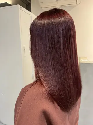 セミロング 佐藤 佳奈のヘアスタイル