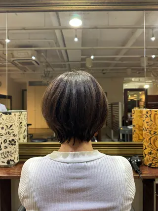ショート くすみ あやなのヘアスタイル