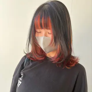 セミロング カラー 松本 茜のヘアスタイル
